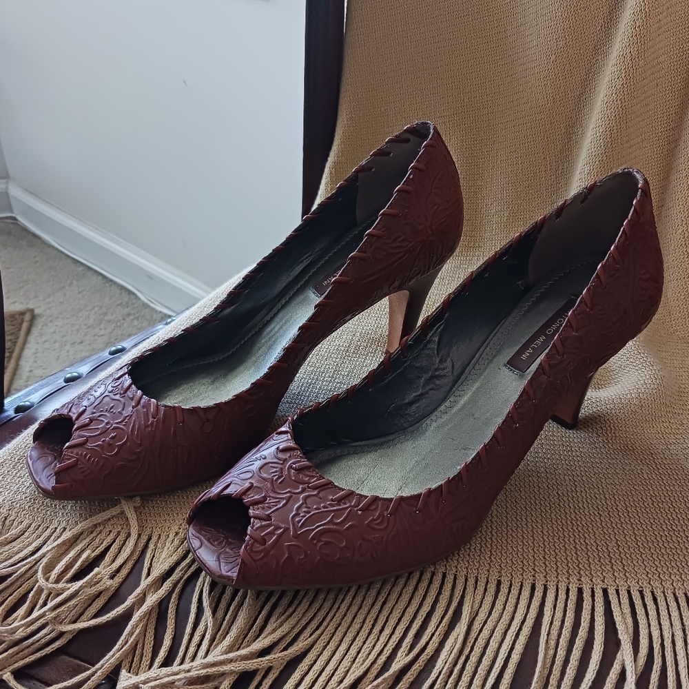 CLASSIC Peep Toe - Picture 2 of 8